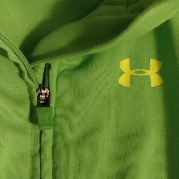 **SOLD**Under Armour jacket - Picture 3 of 3